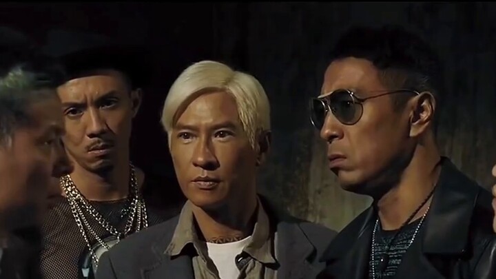 Sebagai pengusir setan, Zha Zha Hui hanya ingin menjaga daerah itu tetap aman, tetapi hasilnya tragi