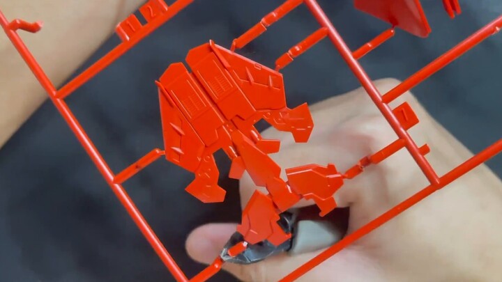 Homemade! I spent two months working on Bandai RG Sazabi | 6-minute quick assembly [OnTheTable]