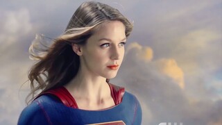 Dampak visualnya mengejutkan, promo dua supergirl memamerkan kaki mereka