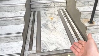 I was really shocked after seeing the barrier-free elevator design of foreign hotels!