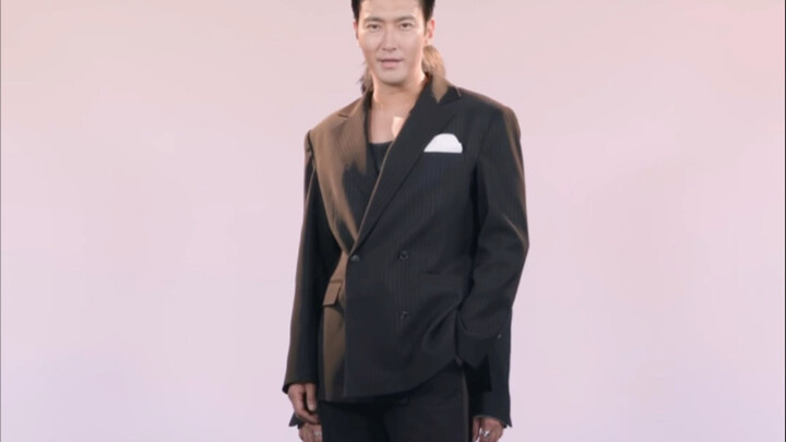 Super Junior's new song "Express Mode" dance version