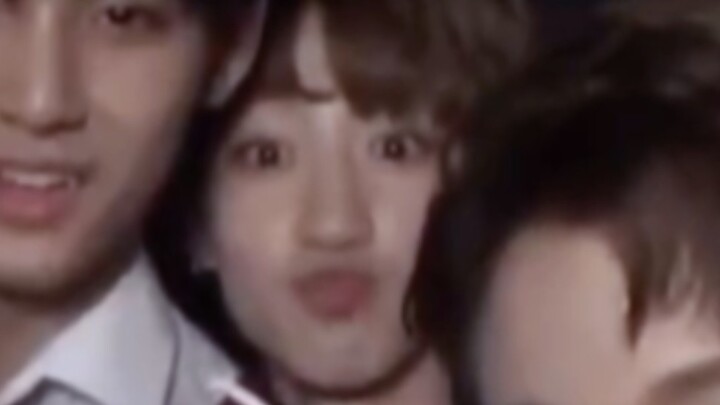 【Xu Minghao】Adik Perempuan Pekerja Anak, Xiao Hao