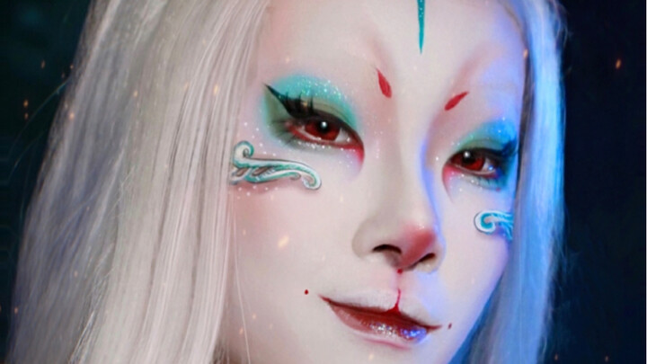 I meant to cosplay as the Rabbit Fairy, but ended up looking like White Impermanence instead.