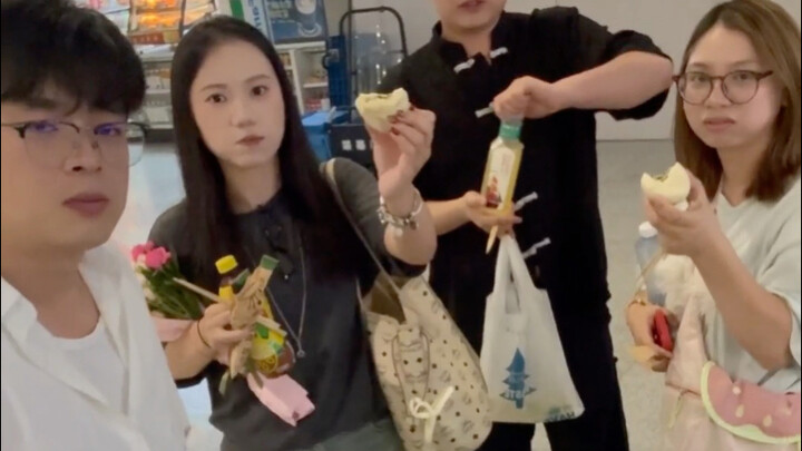 “The Story of How We Spontaneously Decided to Pick Up Our Friend at the Airport”