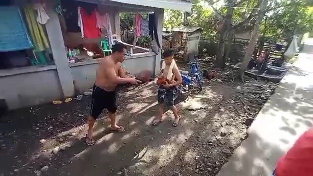 Spar bago ilaban yong binitawan ng bata yan yon mga idol