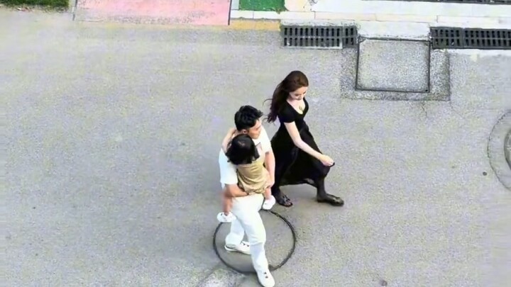 Bốn chúng ta sống tốt cuộc đời này, còn quý hơn bất cứ điều gì