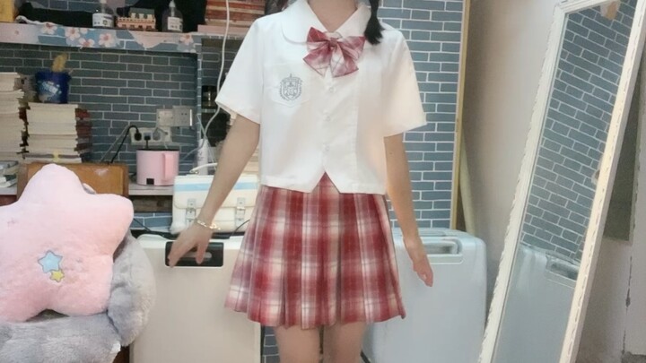 Thật xin lỗi vì đáng yêu quá mức như vậy～