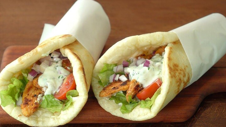 สูตรซอสโยเกิร์ต Flatbread Chicken Wrap Chicken Gyros