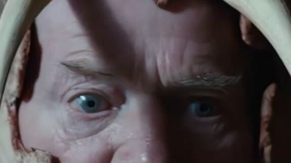 Tusk Review FIlm horror 2025 - 2026 Tophorrormovie