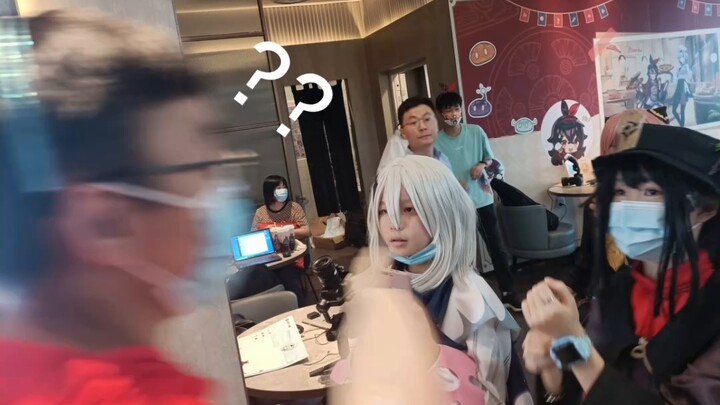 #KetikaDr.Arknights Ingin Berpartisipasi dalam Genshin Impact Pizza Hut Linkage