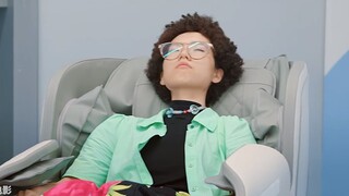 组长疯狂加班，组员全部躺平，不过他们没有摸鱼