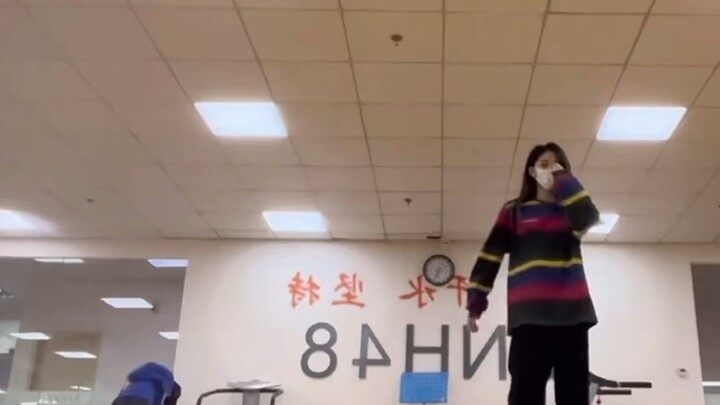 【袁一琦】老师烫脚舞我们家琦琦弟弟21年就跳过啦～