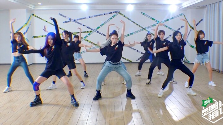 [4K] Lacking in skill? Rocket Girls 101’s “Queen and Dreams” in the practice room – a girl group hel