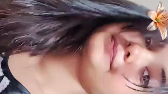 বসে বসে ভাবি 🤔☺️