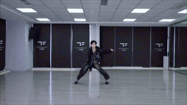 【يانغ بووون】يانغ بووون يستحقّ لقبه حقًا!