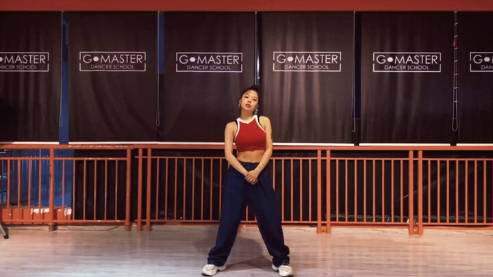 Cover Dance｜Lisa-Kingdom Stage Choreographer Version of Cheshir HA's "Pretty Savage"