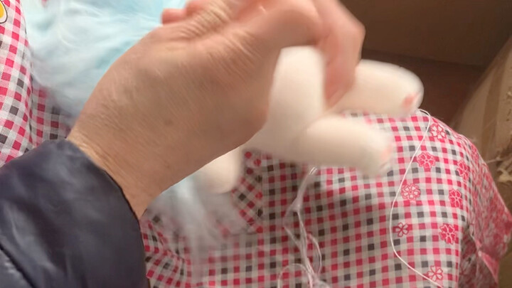I’ve learned it! So this is how you sew a cotton doll’s perky butt‼️