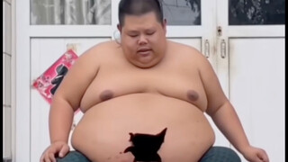 Apa isi perut Ryoko? [Waspada Rasa Penasaran]