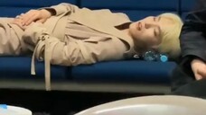 【SEVENTEEN】Semua orang kecuali maknae mengucapkan selamat ulang tahun