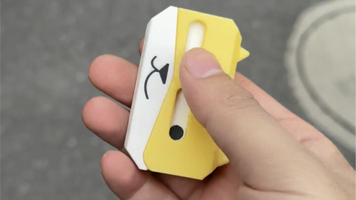 She actually dared to throw my dog head!