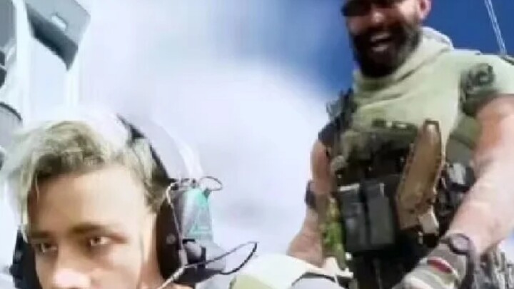 คุณไปบอกโดรนลาดตระเวนของฉันเลย