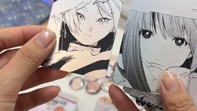 Dicetak sendiri dan dibuka kotaknya |. Kancingnya jadi lucu buat saya💏