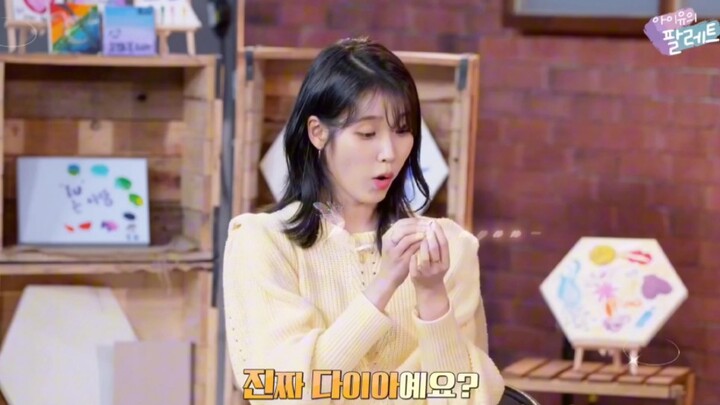 IU: Ôi, toàn kim cương à? Là kim cương thật hả? Giàu quá đi! Haha哈哈哈, cô nàng mê tiền đã xuất hiện r