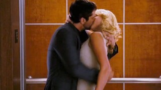 性感女制片与同事贴身热舞 电梯激吻cut  斯巴达Gerard Butler杰拉德·巴特勒×Katherine Heigl凯瑟琳·海格尔【丑陋的真相】吻戏cut