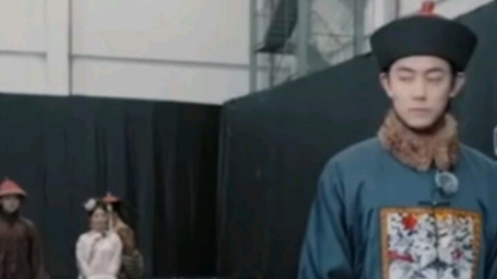 Tan Jianci and Ji Lingchen: The four-square step that Ye Tong thought was different from the four-sq