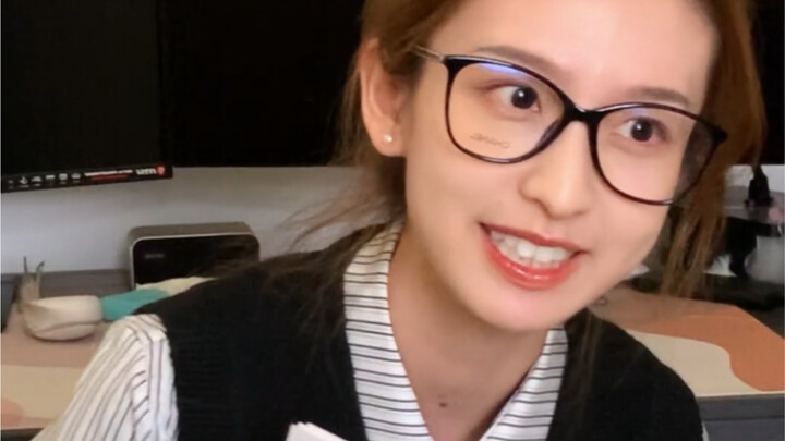 Saat Aku Ngomong ke Pacar Pakai Gaya HR