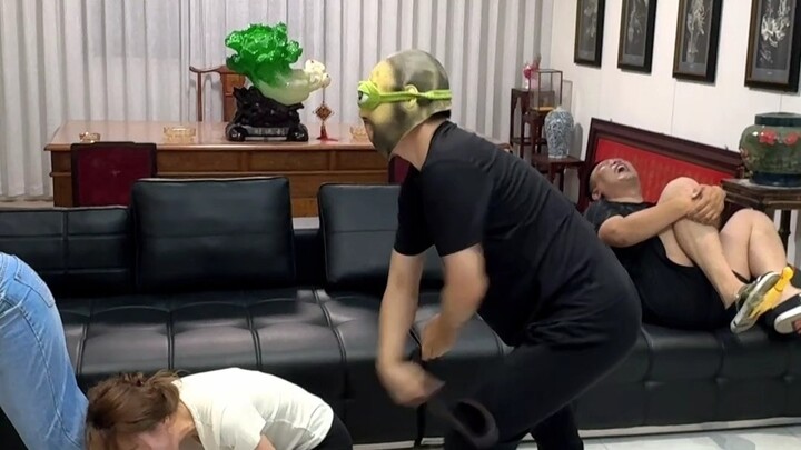 Bịt mắt mò mẫm~