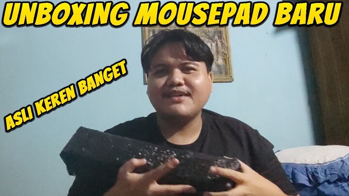 UNBOXING MOUSEPAD BARU DAN PASANG DI KAMAR KECILKU - BATTALAVLOG