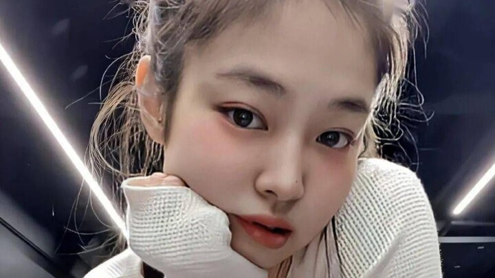 【Jennie】Tao sẽ đập vỡ bình sữa của Jennie, đừng ngăn tao!