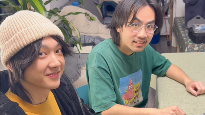 Nghệ sĩ lãng phí thời gian vào việc gì?