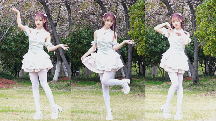 Just a little junior sister bouncing around under the cherry blossom tree!! ꜀(˘꒳˘ ꜀) “Peach Blossom 