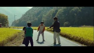 A movie clip from Korean movie "the odd family zombie on sale" 2019