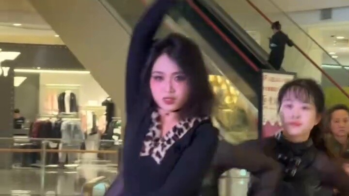 Just this poker face, Toxic dance accompaniment｜Hangzhou Random6 random dance road show cover dance 