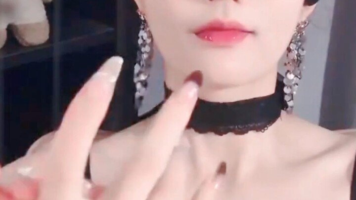 Follow the teacher's pace!