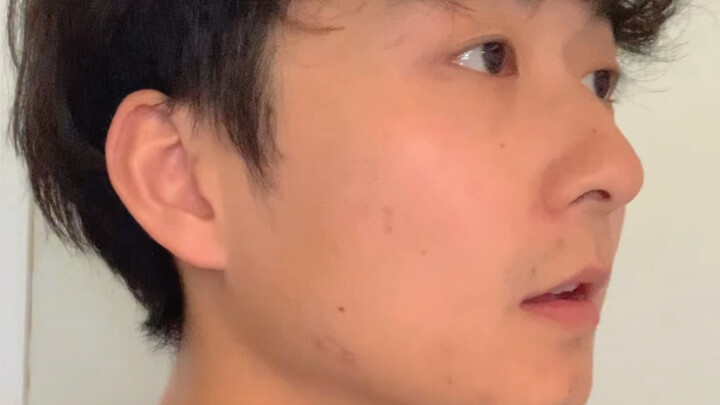 Sarapan bersama orang Inggris sambil membawa oleh-oleh khas kampung halaman dari ibu