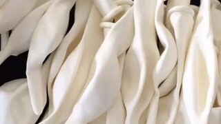 ม้าหมุนที่ทำจากลูกโป่ง~