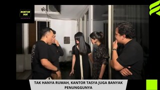 Di Kantor Tasya juga banyak Penunggunya