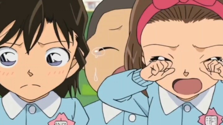 khi cô ấy khóc & Conan.....