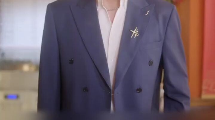 Alih-alih jatuh cinta, dia malah dimanjakan oleh suami kontraknya!