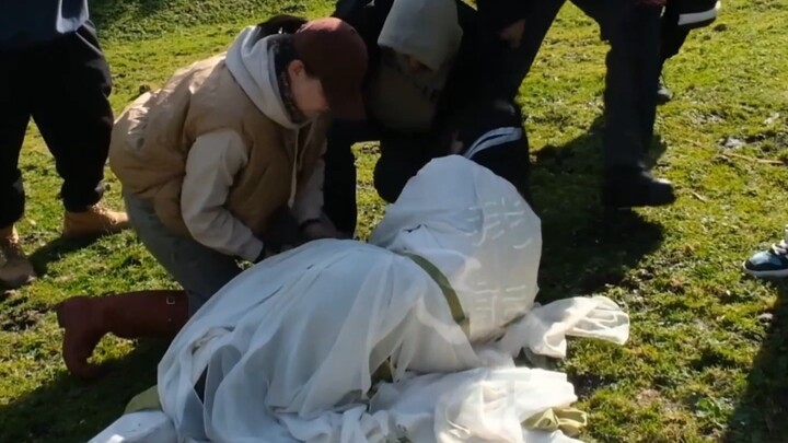 Unreleased footage of Mortal (1) Yang Yang injured
