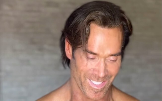 White Tooth Mighty King