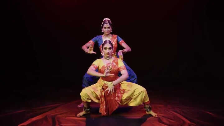 Tarian Bharat yang sangat indah, saya juga merekomendasikannya larut malam! _Tarian klasik India_