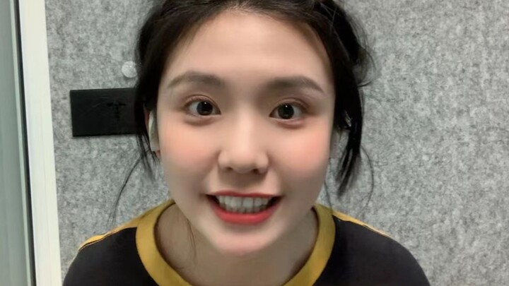 การแสดงผลงานการเรียนร้องเพลงกวางตุ้ง!