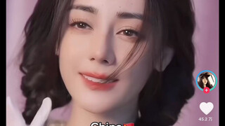 【TikTok】欧美某糊咖女星做歧视亚洲人的动作，海外网友纷纷用中日韩泰明星反击