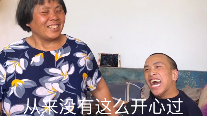 83,000 Bilibili users helped a blind mother move into a new home; I’ve never seen her this happy.