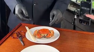 Hanya butuh 2 menit 46 detik untuk membongkar sepenuhnya seekor kepiting besar!! Siapa yang mau tant